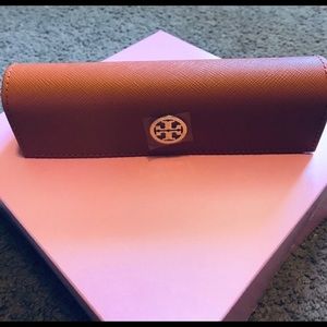 Tory Burch glasses case